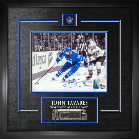 Tavares,J Signed 8x10 Etched Mat Maple Leafs Spotlight vs Vegas-H